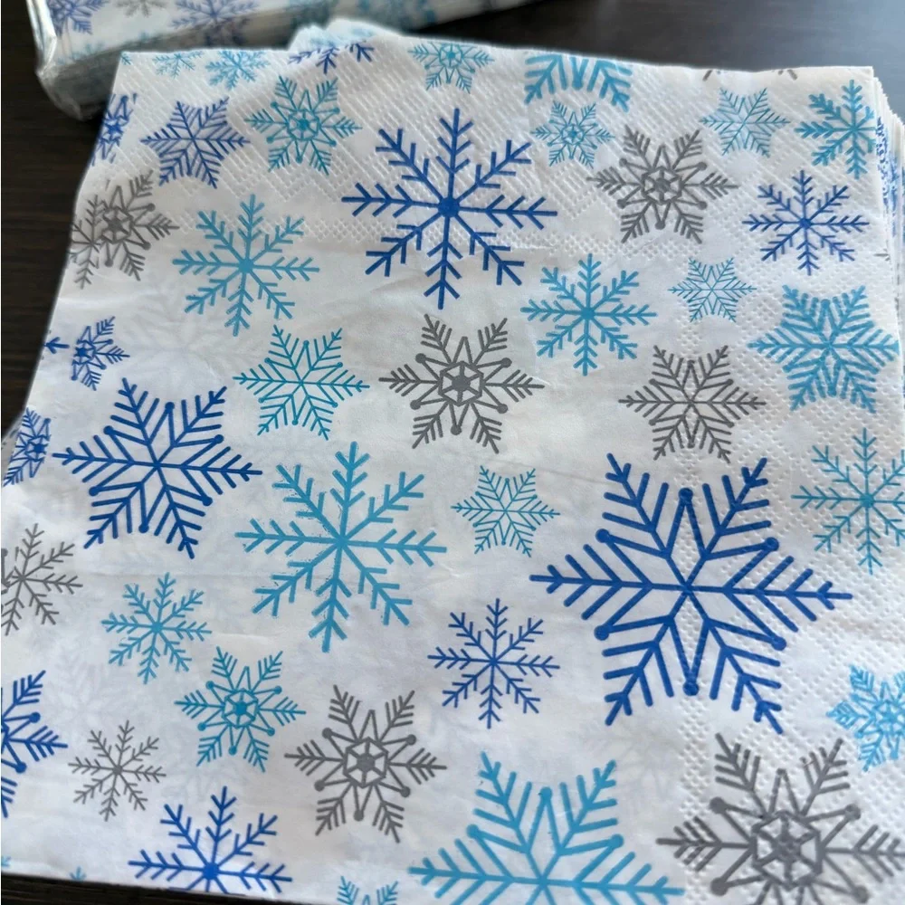 (100+) Snowflake Party Napkins 6.5” x 6.5”